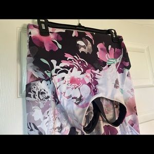 Athleta Set Salutation Leggings + Crop Top Bra, Size M